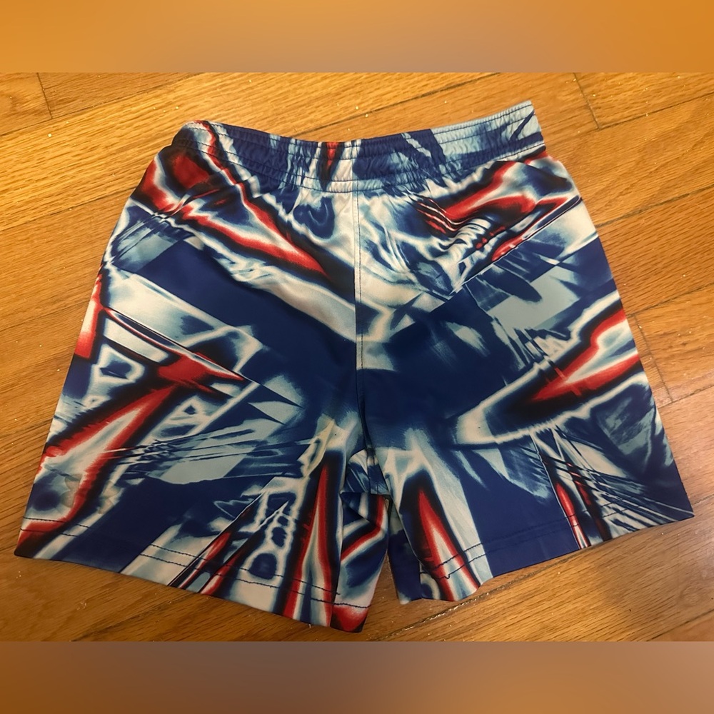 Under Armour shorts - Picture 4 of 5